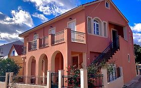 Melissani House